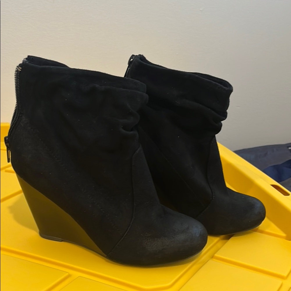 Elegant Black Women's Boots